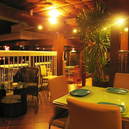 The Bellavista Hotel Lapu-Lapu City Exterior foto
